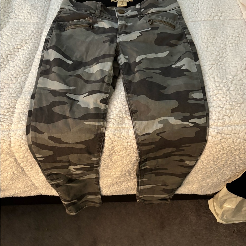 Democracy Camouflage Zippered Pants